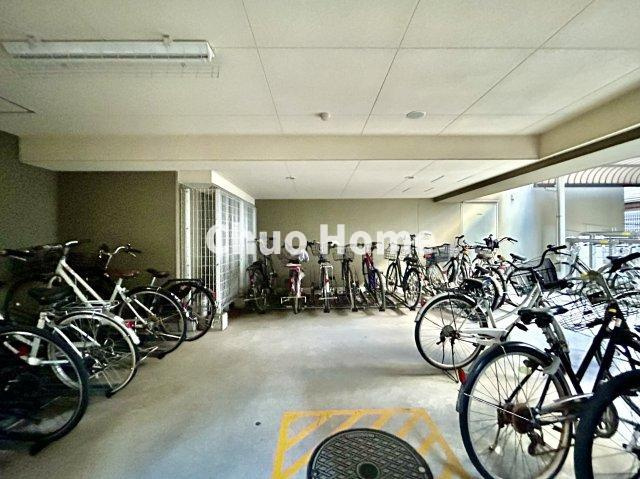 ライジングプレイス浅草弐番館の駐輪場|【自転車置き場】最新の空き状況や費用などの詳細は担当スタッフまでお問い合わせください。