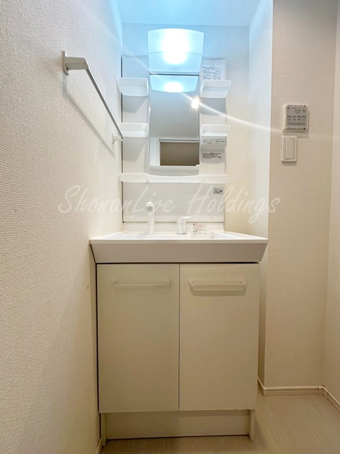 リブリ・日向の洗面所