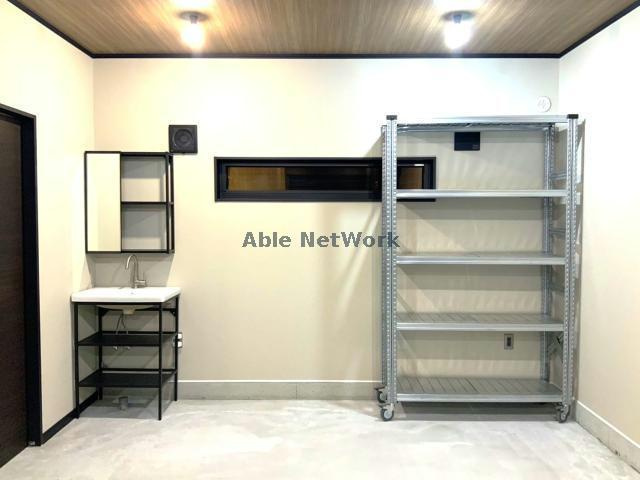 インダストリアル7　Bの浴室|1坪バス