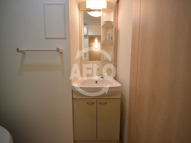 ヴィラタワー谷町の独立洗面台|ヴィラタワー谷町　洗面台