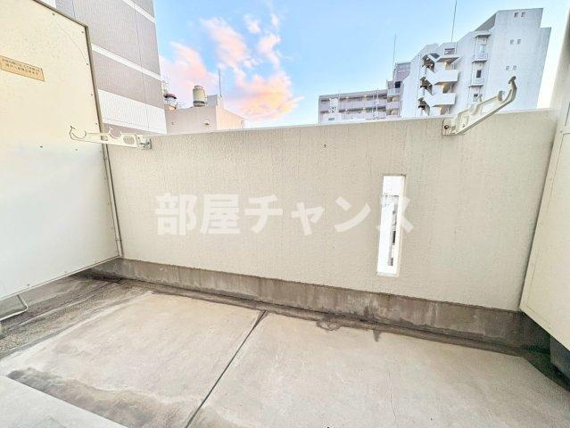 パークサイドメゾン伏見のバルコニー