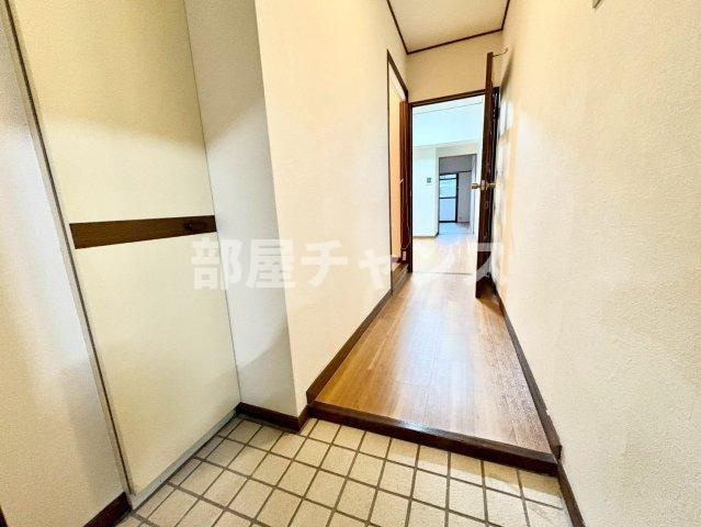 パークサイドメゾン伏見の玄関