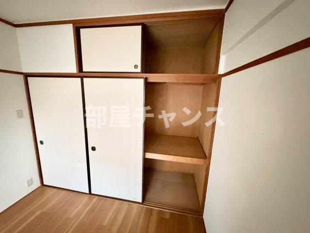 パークサイドメゾン伏見の収納