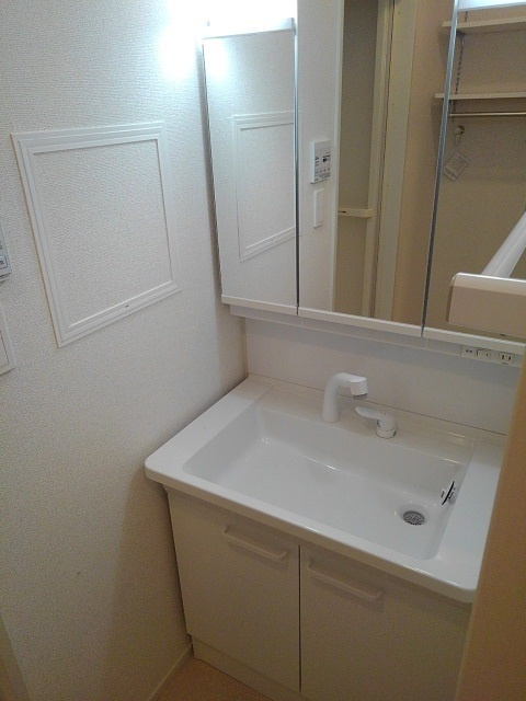 サニーレジデンスＳの洗面所|洗面所