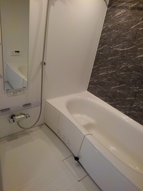 ラ・メゾン　コーチェの浴室|バス