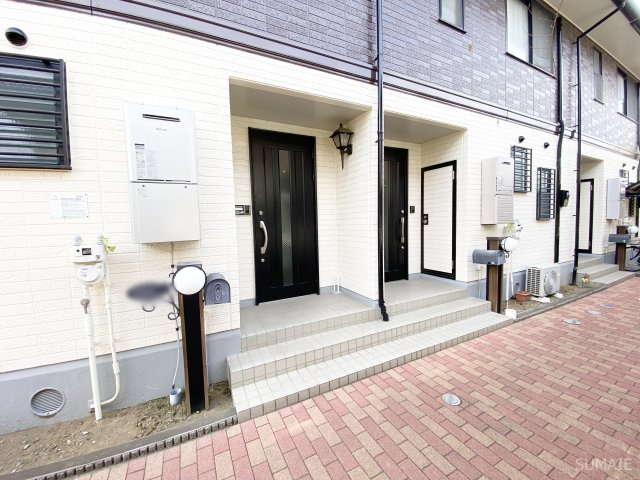 ヴァンクレスト　Cのエントランス|エントランス！