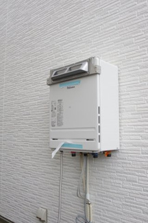 【設備】 | 【仲介手数料無料！！】府中市日新町3丁目　新築戸建て（全16棟）C号棟　5190万円 | 給湯器エコジョーズ