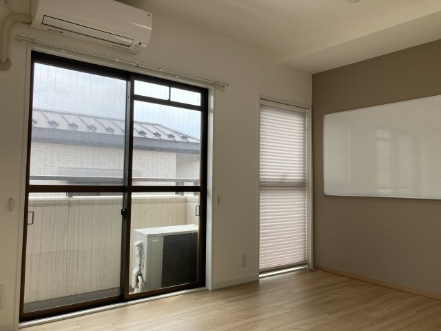 ライオンズマンション京都岡崎の洋室