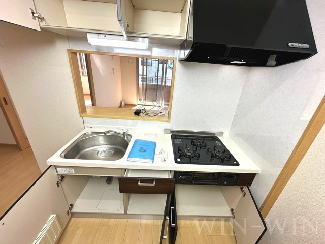 松東017のキッチン