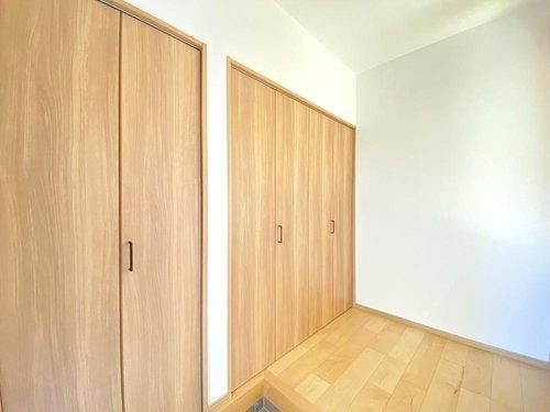 ◆小竹町1丁目の玄関|散らかりがちな玄関もスッキリ♪玄関収納