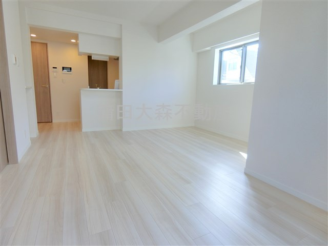 ARCOBALENO UMEYASHIKI アルコバレーノ梅屋敷の居間・リビング|LD