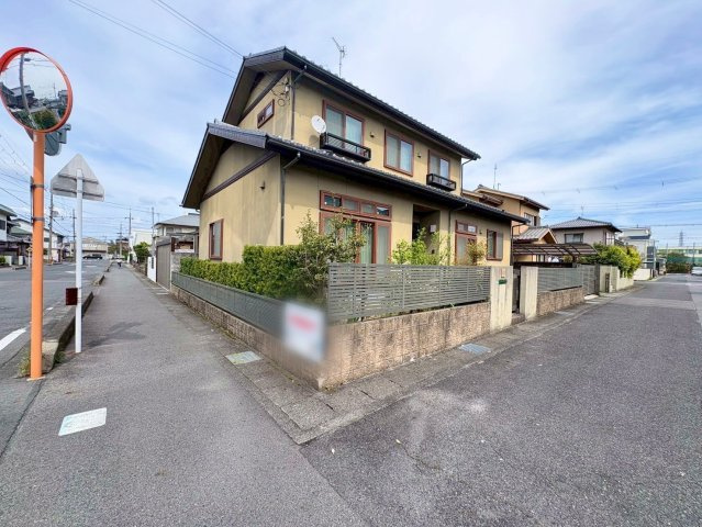 栗東市霊仙寺2丁目　中古戸建ての外観