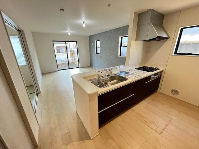 リーブルガーデン第２下野緑　新築一戸建てのキッチン