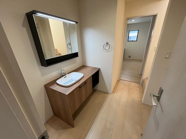 リーブルガーデン第２下野緑　新築一戸建ての玄関