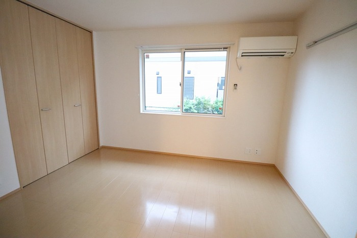 ファースト ステージの洋室|1Fは洋室6.5帖です。