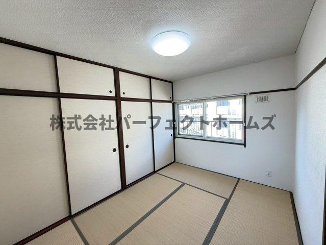 香里ヶ丘日東マンションD棟の和室|和室ならではの温かな和の空間で寛ぎの時間を過ごせます