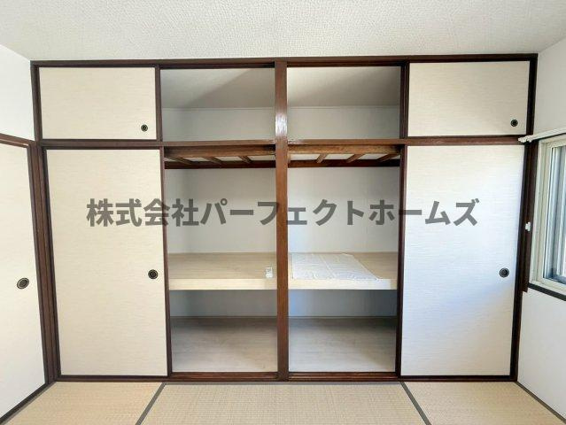 香里ヶ丘日東マンションD棟の収納|大きなものも収納できそうです