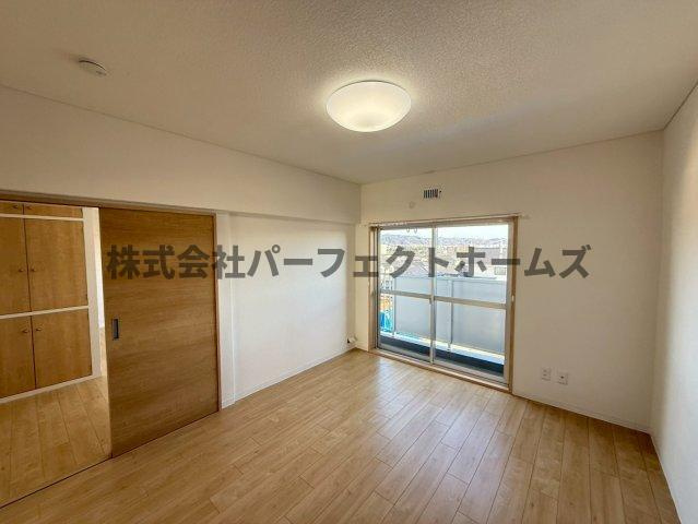 香里ヶ丘日東マンションD棟の居間・リビング|おしゃれな居間です