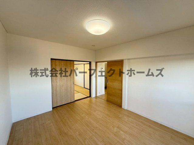 香里ヶ丘日東マンションD棟の居間・リビング|おしゃれな居間です