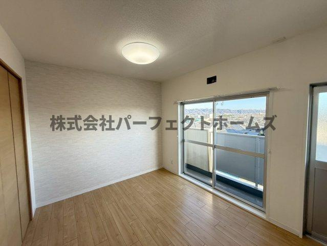 香里ヶ丘日東マンションD棟の居間・リビング|おしゃれなリビングです