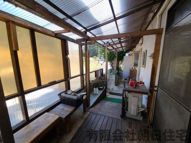 【設備】 | 玉湯町玉造中古戸建 | 勝手口周辺です