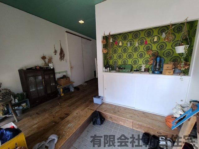 【玄関】 | 玉湯町玉造中古戸建 | おしゃれな玄関です