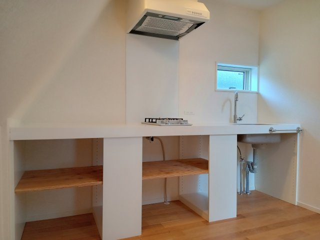府中市府中町１丁目のアパートのキッチン