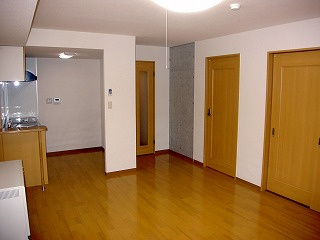 Y・フジ　ビル新白河の居間・リビング