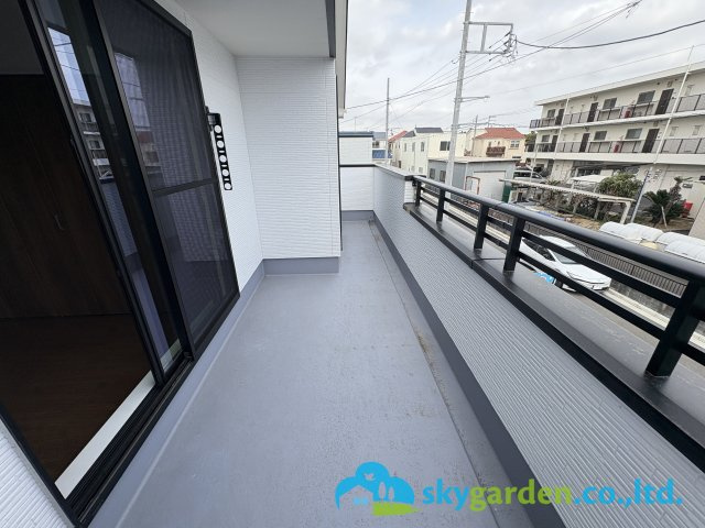 藤沢市辻堂太平台　新築戸建　全5棟1号棟のバルコニー|ゆったりとしたバルコニーがあります