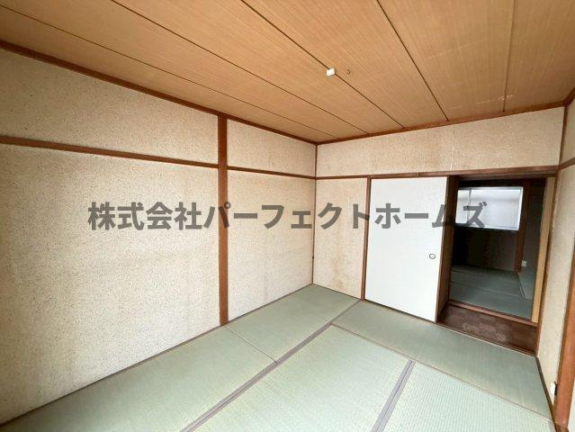 長尾家具町2丁目戸建　賃貸の和室|和室がひろがる居住スペース