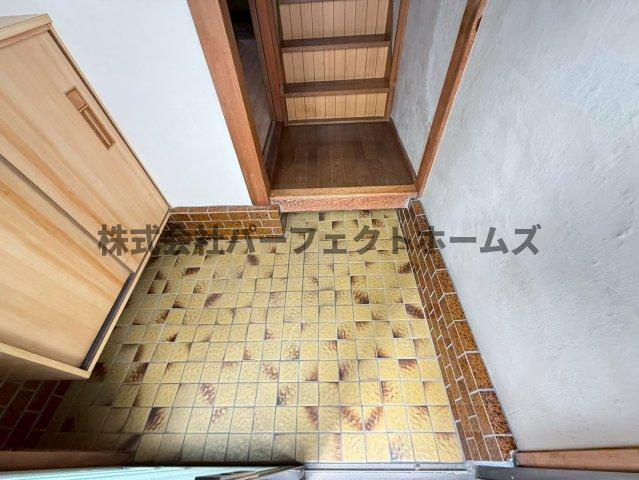 長尾家具町2丁目戸建　賃貸の玄関|ゆったりとした玄関です