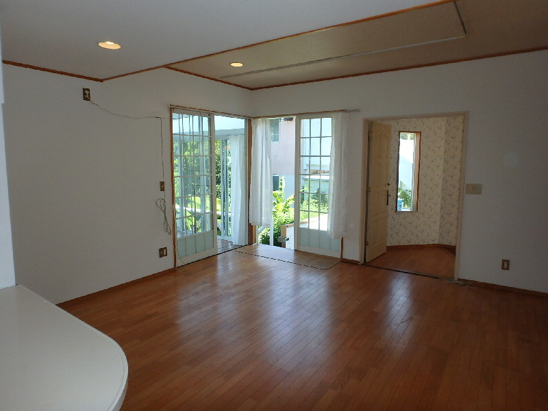 S1519R　碁石が浜貸家の居間・リビング