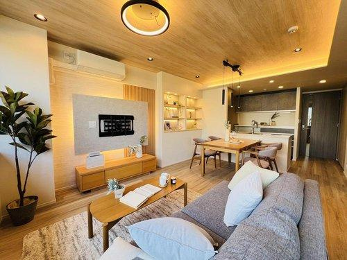 ◆クレヴィア新宿中落合EASTの居間・リビング|ご家族みんながゆったりくつろげる広々リビング♪