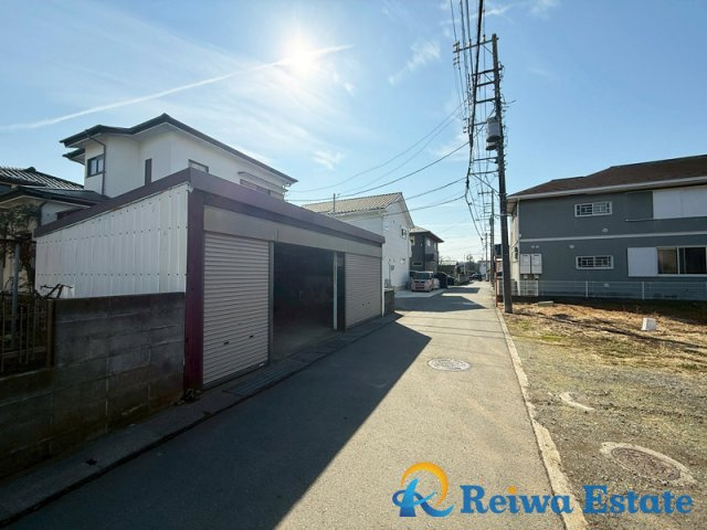 売地　高座郡寒川町倉見の前面道路含む現地写真