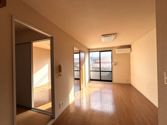 Ｎ’フレグランス　A棟の居間・リビング