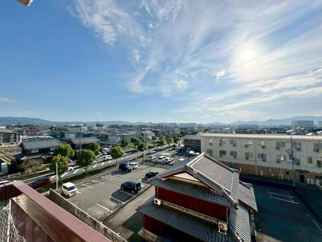 エルシティ草津壱番館の展望|7階建ての5階部分。