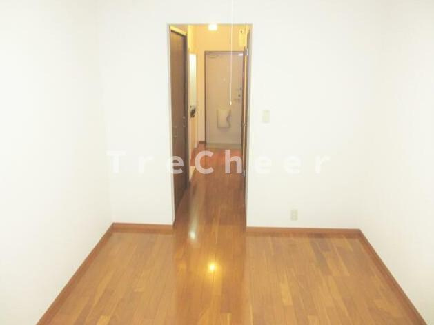 ロイヤル中十条の寝室