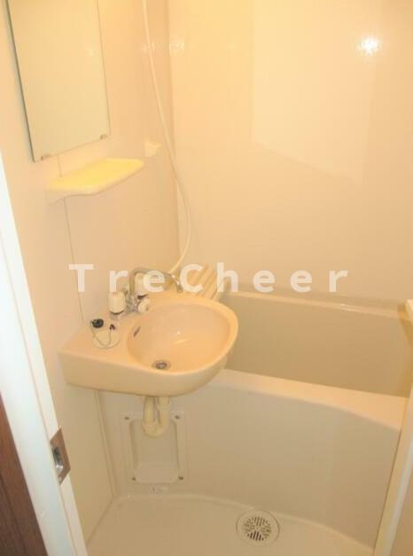 ロイヤル中十条の浴室