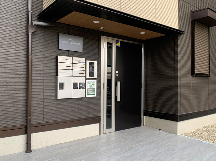 さくらハウス岡崎駅前のエントランス