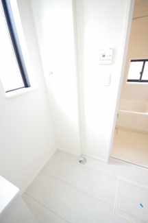 【ランドリースペース】 | 【仲介手数料無料！！】府中市日新町3丁目　新築戸建て（全16棟）J号棟　5690万円