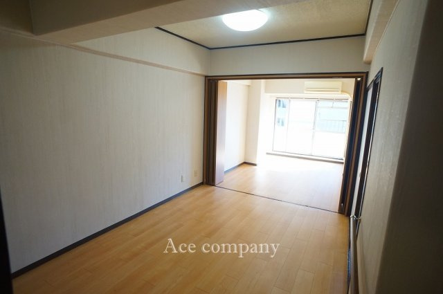 【居間・リビング】 | シャルマンコーポ今里 | 【DK9帖】