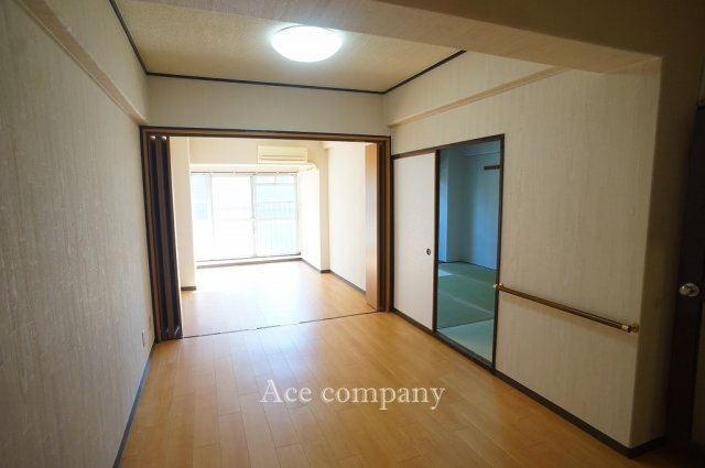 【居間・リビング】 | シャルマンコーポ今里 | 【DK9帖】