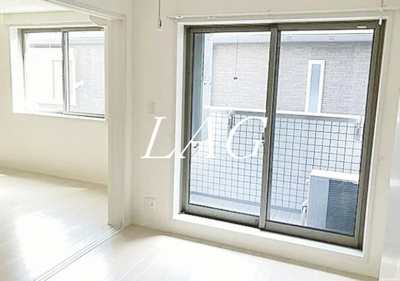 【居間・リビング】 | リビエール水神 | 洋室のお部屋です。