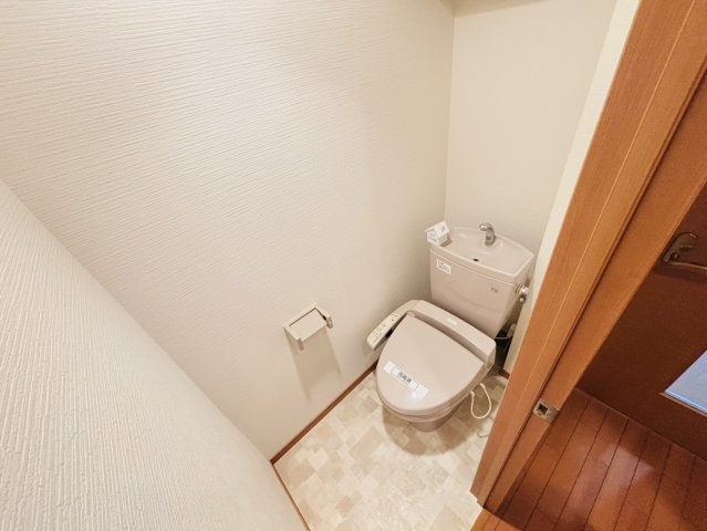 アスエランスのトイレ|ロフトなし・写真は別号数タイプ