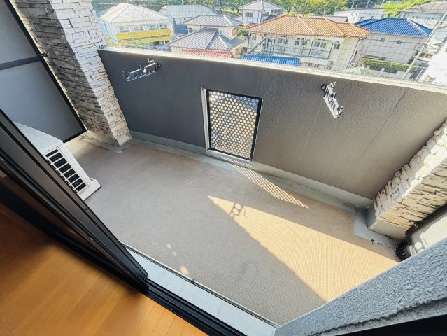 アスエランスのバルコニー|ロフトなし・写真は別号数タイプ