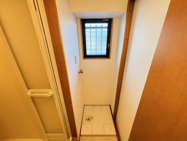 アスエランスの玄関|ロフトなし・写真は別号数タイプ