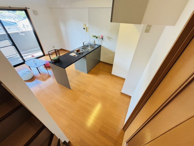 アスエランスのロビー|ロフトなし・写真は別号数タイプ