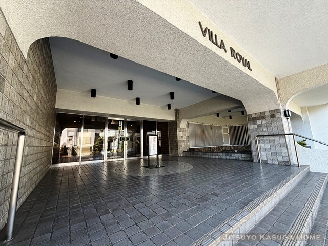 【エントランス】