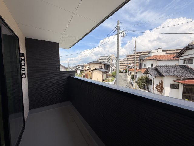 福岡市東区奈多1丁目2期　3号棟のバルコニー