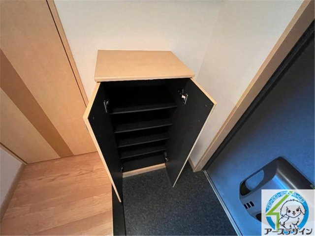 West Hills　壱番館の玄関|※類似部屋